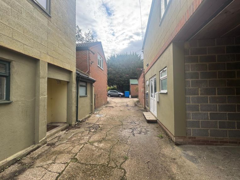 Property 3328 - image 8