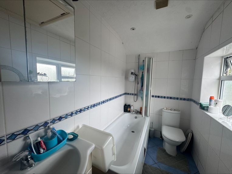 Property 3299 - image 7