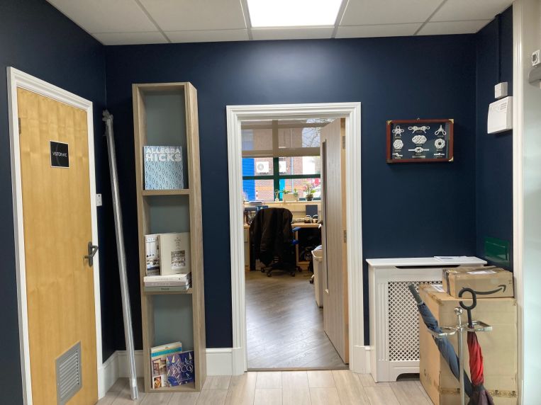 Property 3091 in Byfleet, SurreyFranklin Commercial