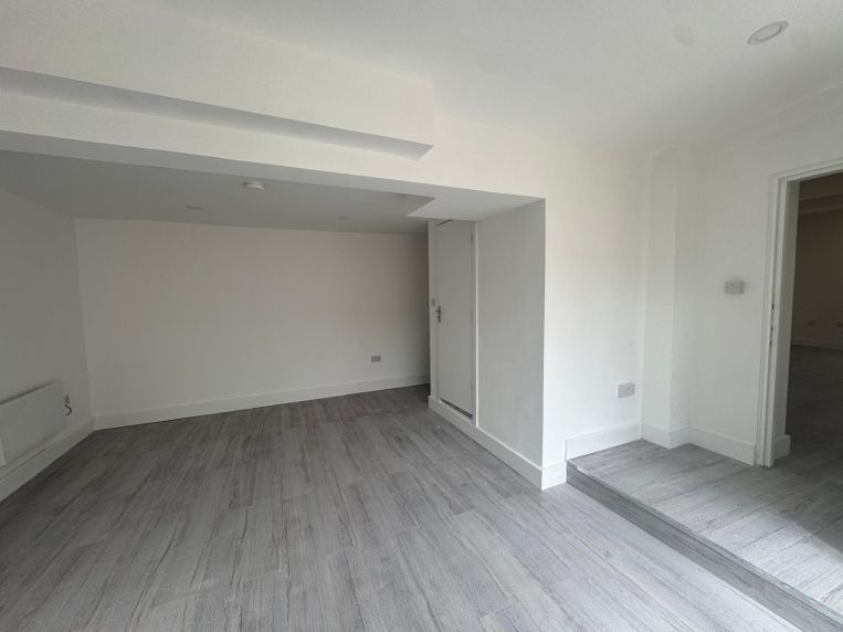 Property 3310 - image 6