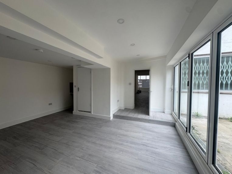 Property 3310 - image 8