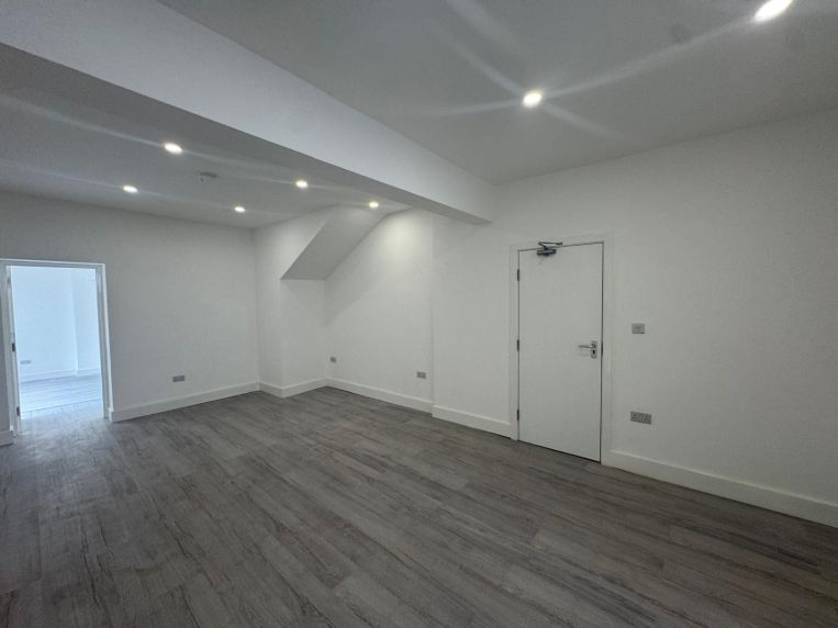 Property 3310 - image 10