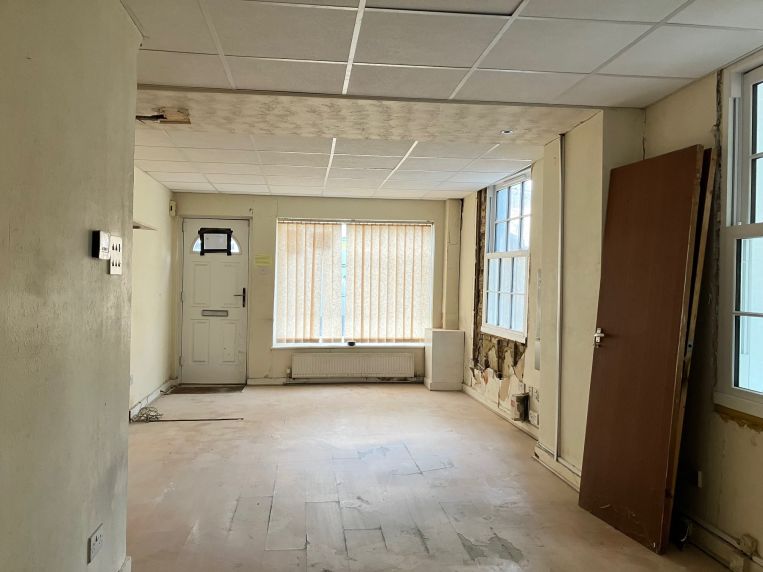 Property 3320 - image 3