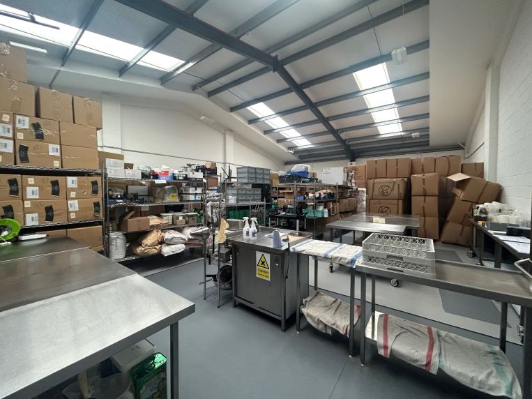 Property 3133 in Chessington, SurreyFranklin Commercial