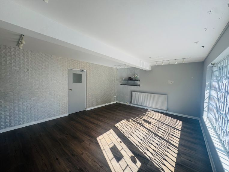 Property 3319 - image 15