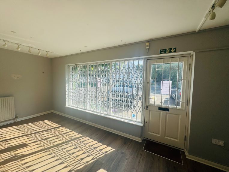 Property 3319 - image 16