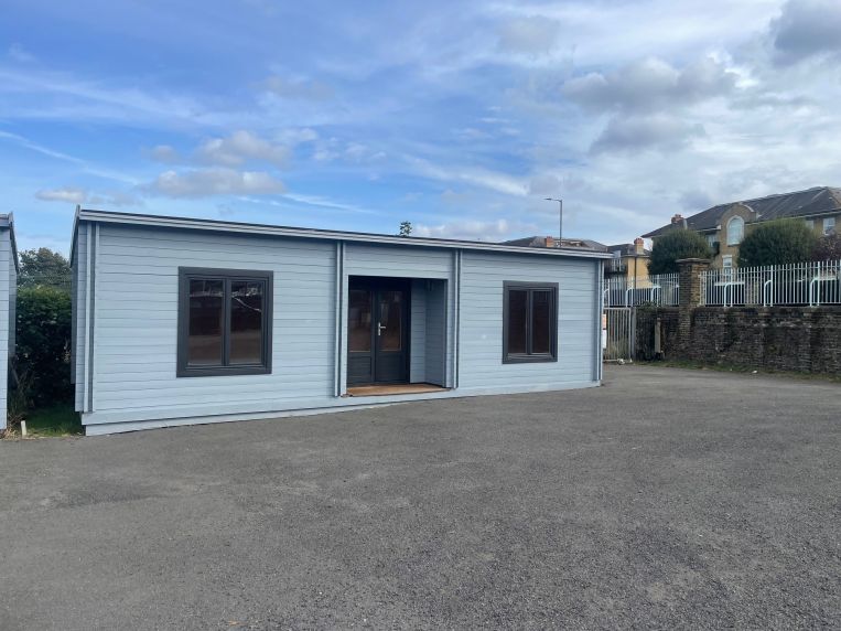 Main property image